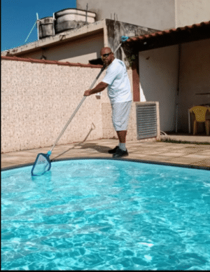 Piscineiro Em Saquarema